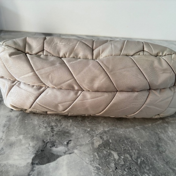 Authentic  PRADA Tessuto nylon quilted chevron bag - Picture 2 of 9